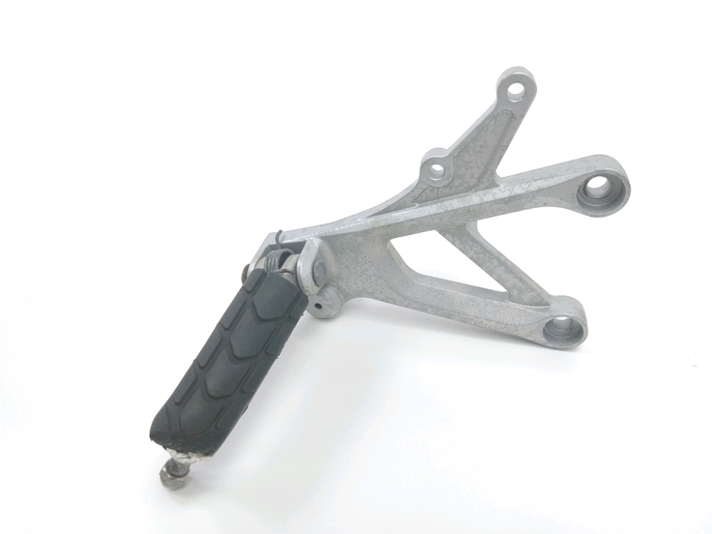 Platine avant droite