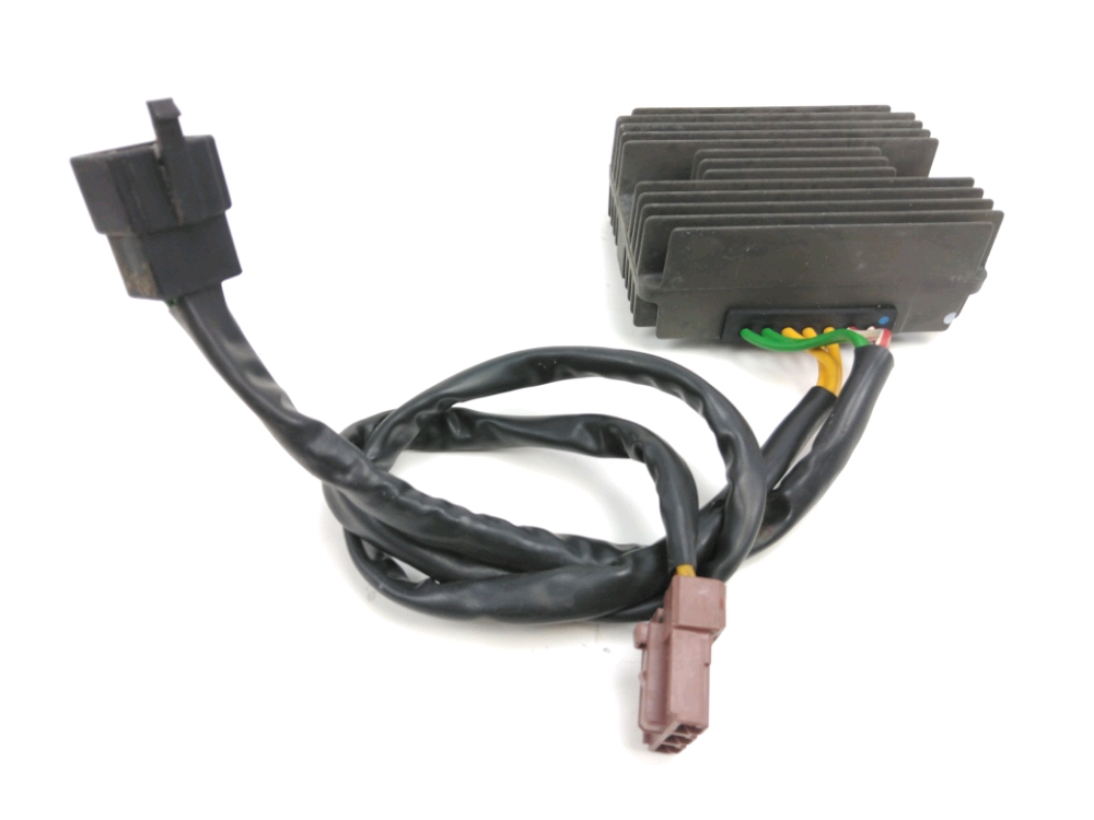 REGULATEUR DE TENSION