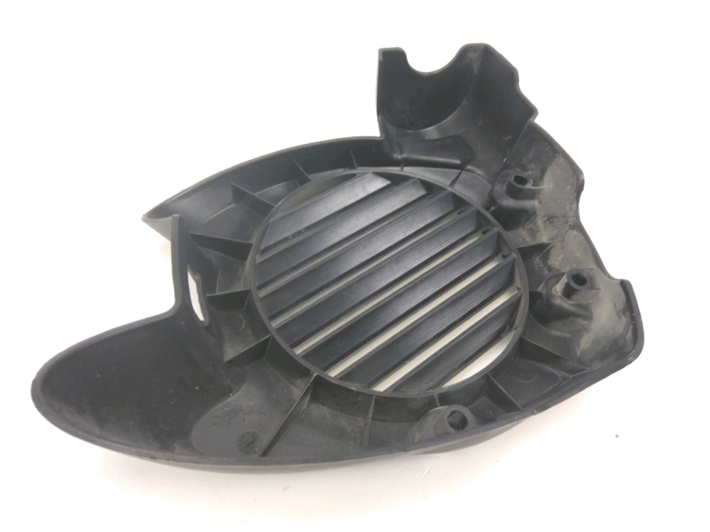 GRILLE DE RADIATEUR