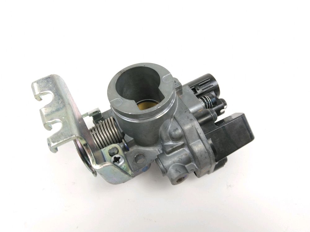 Corps d'injection droit