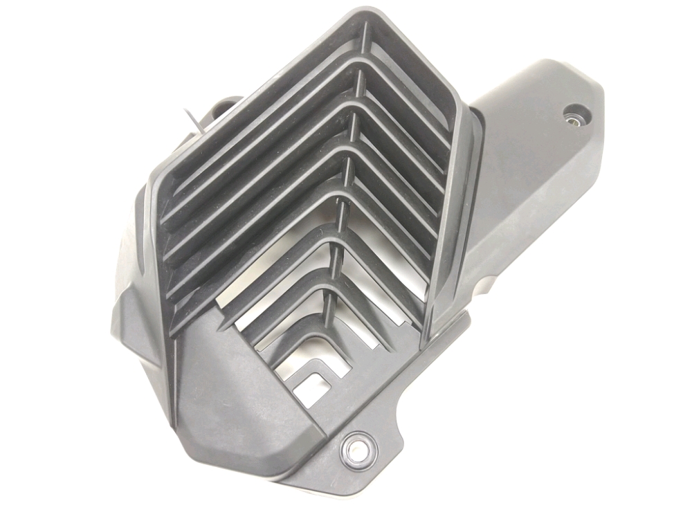 GRILLE DE RADIATEUR