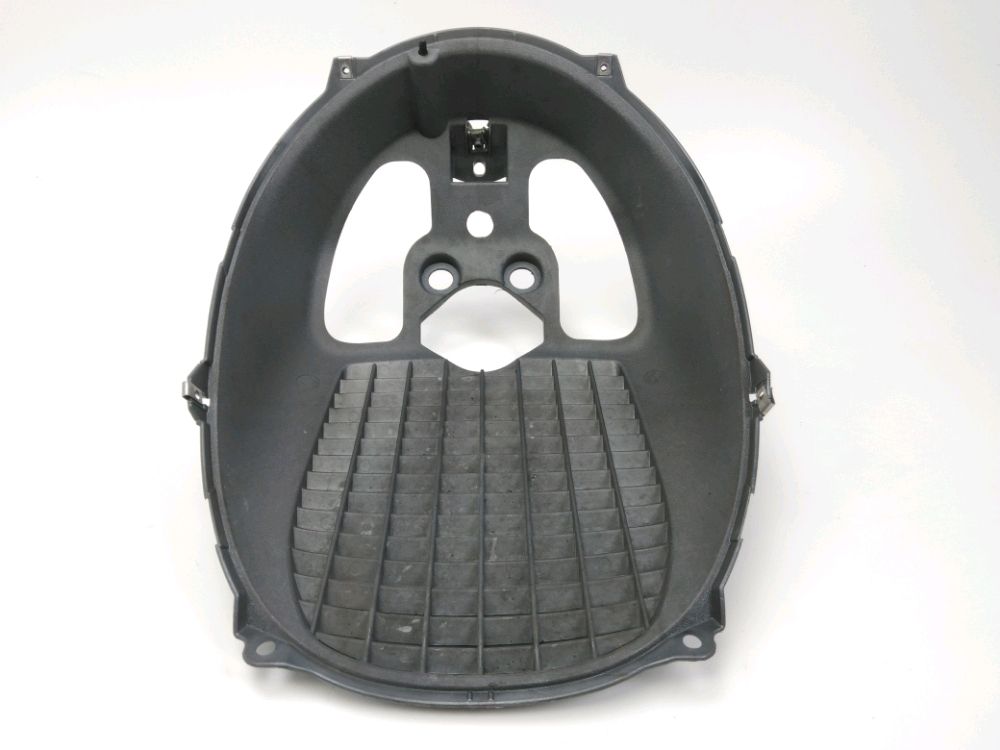GRILLE DE RADIATEUR