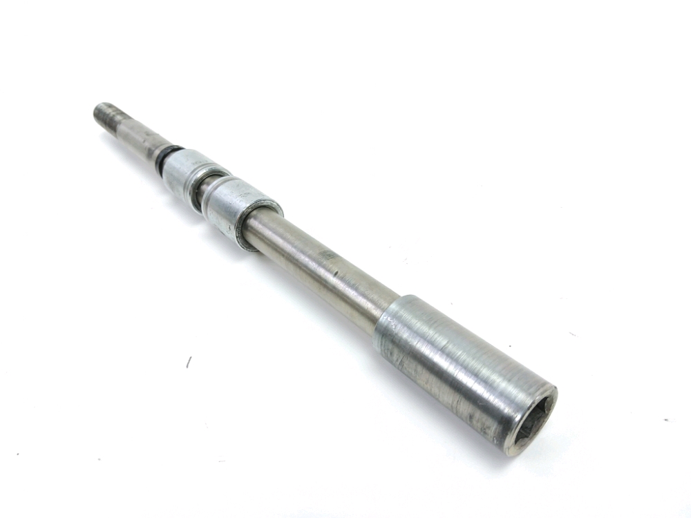 AXE DE ROUE AVANT