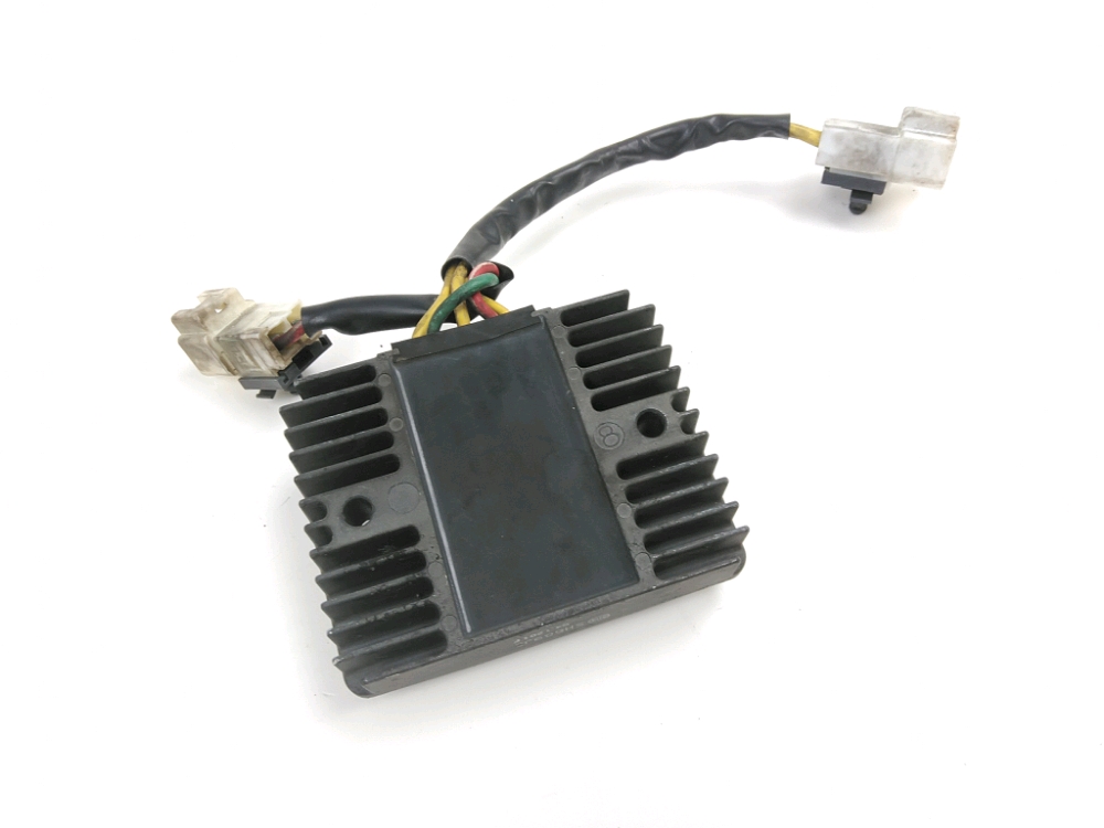 REGULATEUR DE TENSION
