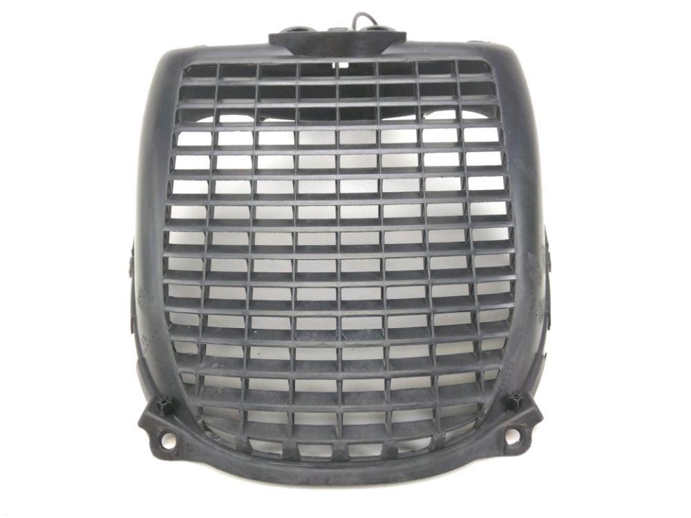 GRILLE DE RADIATEUR
