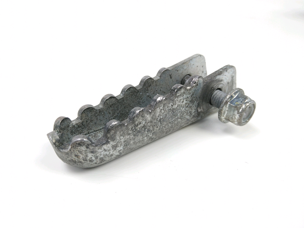 Repose pieds arriere gauche