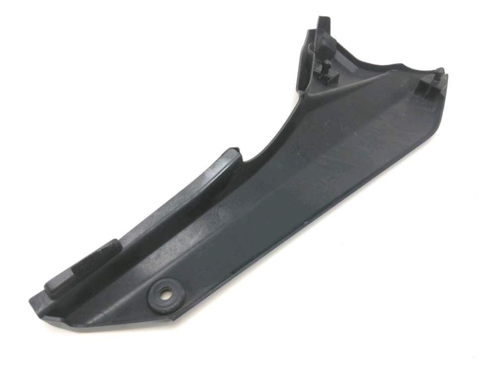 CACHE LATERAL GAUCHE