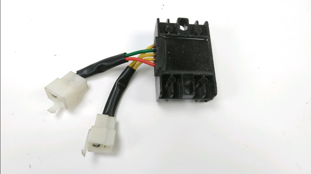 REGULATEUR DE TENSION