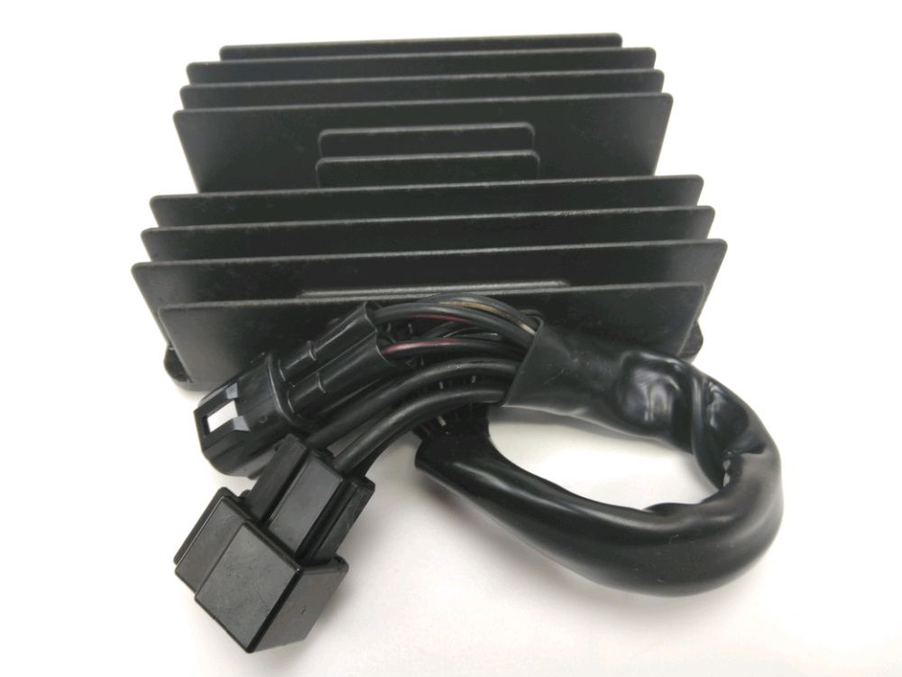 REGULATEUR DE TENSION