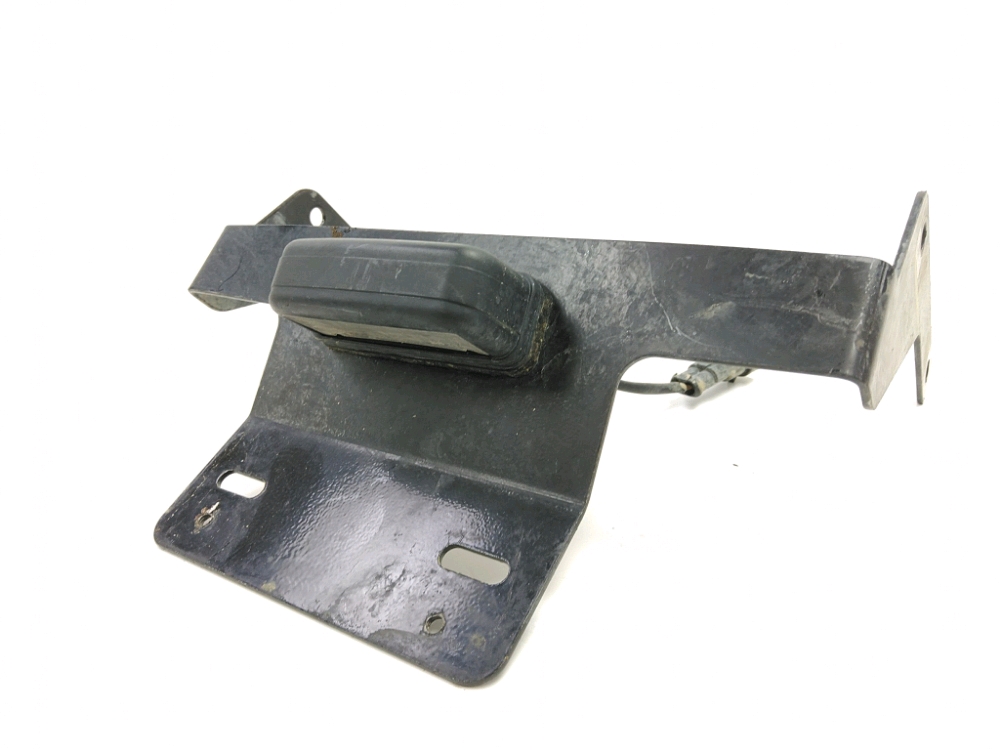 Support de plaque et eclairage