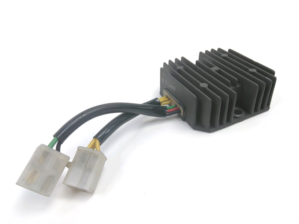REGULATEUR DE TENSION
