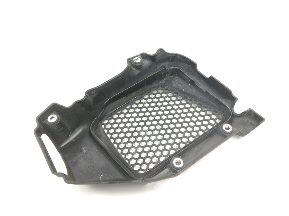 GRILLE DE RADIATEUR