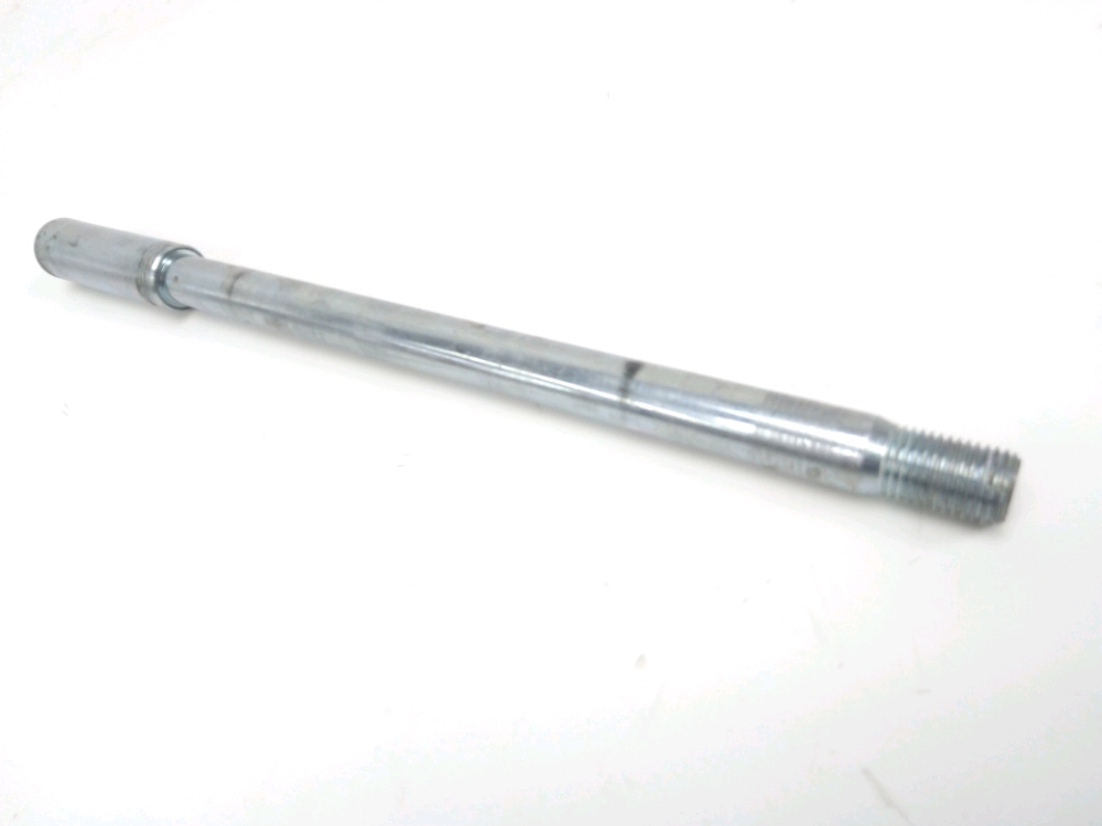 AXE DE ROUE AVANT