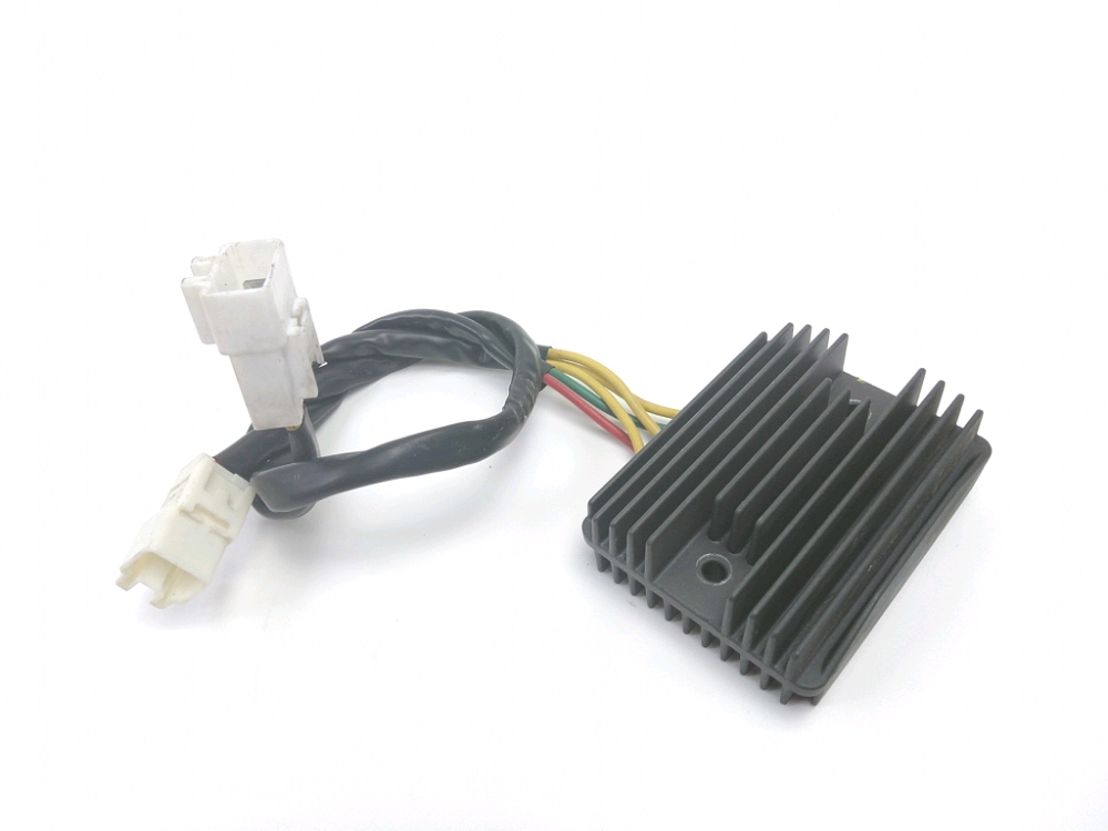 REGULATEUR DE TENSION