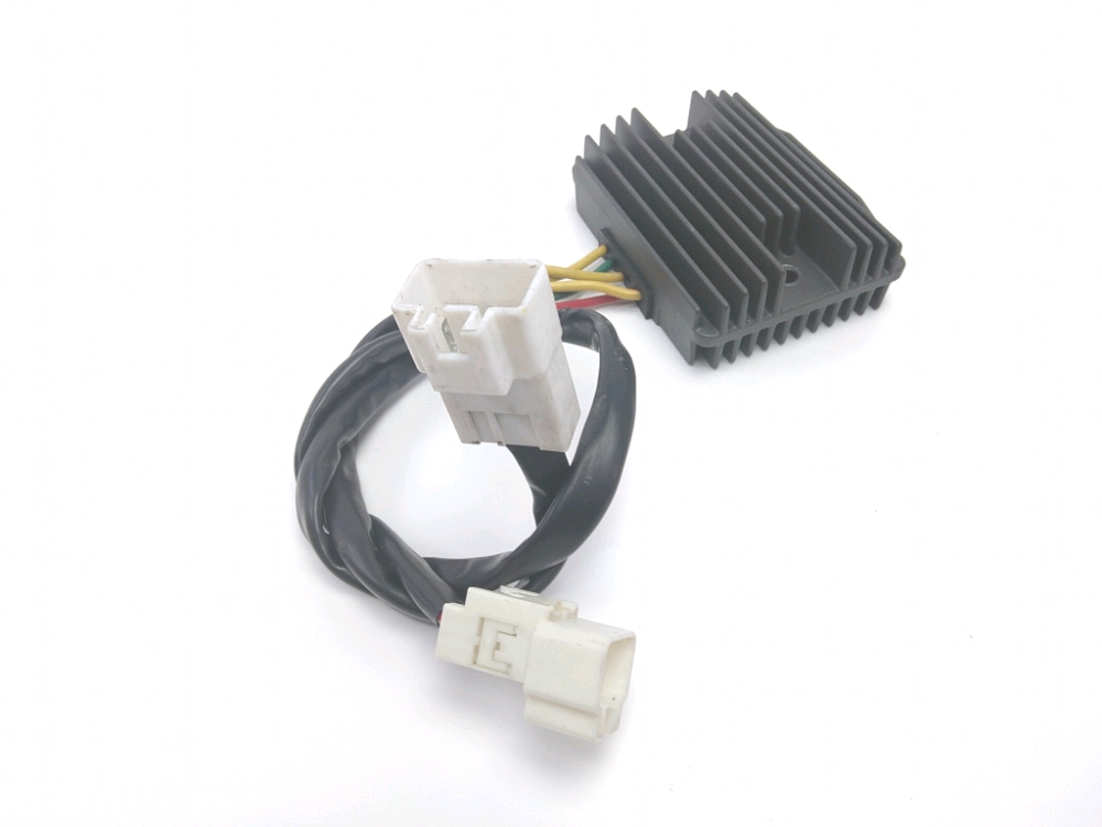 REGULATEUR DE TENSION