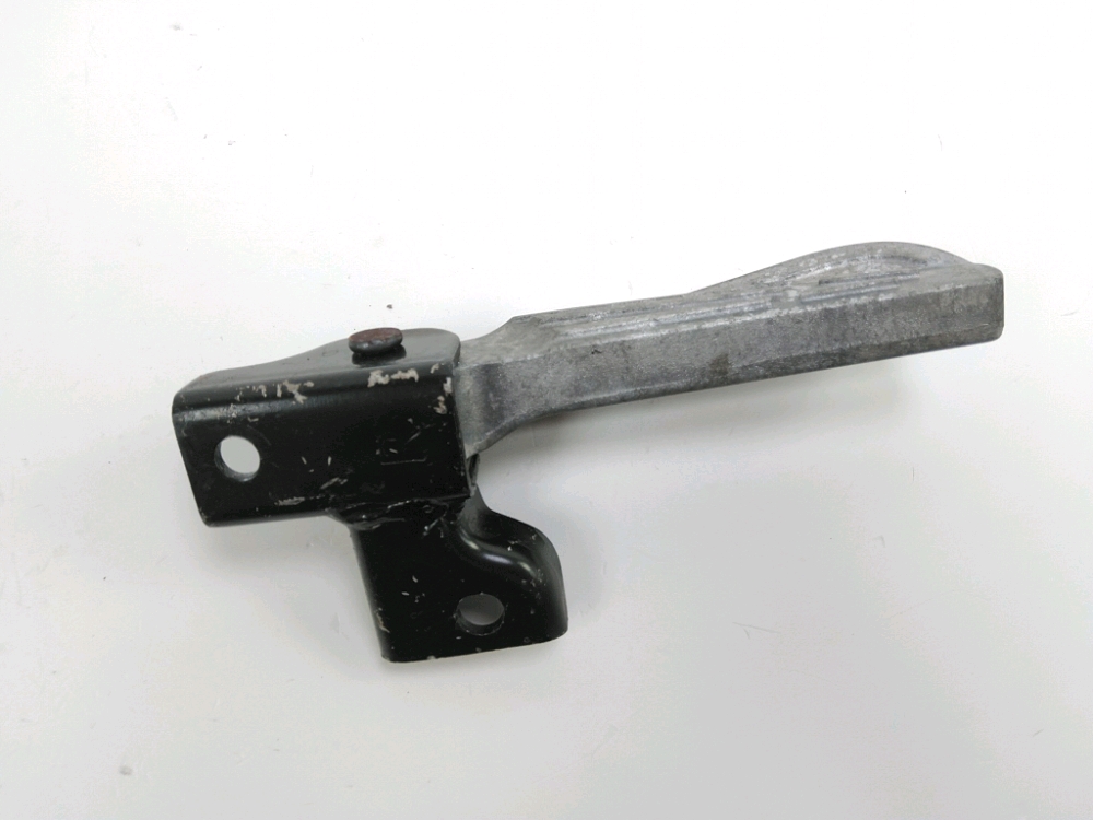 PLATINE ET REPOSE PIEDS ARRIERE DROIT