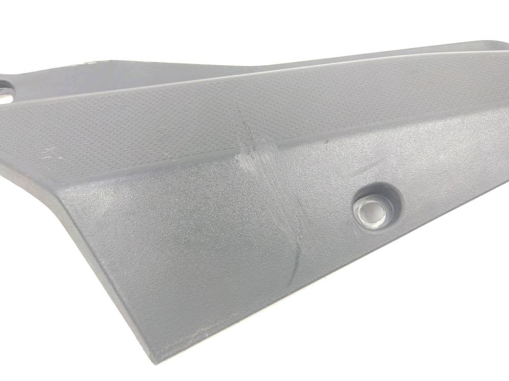 CACHE LATERAL GAUCHE