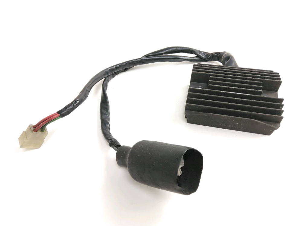 REGULATEUR DE TENSION