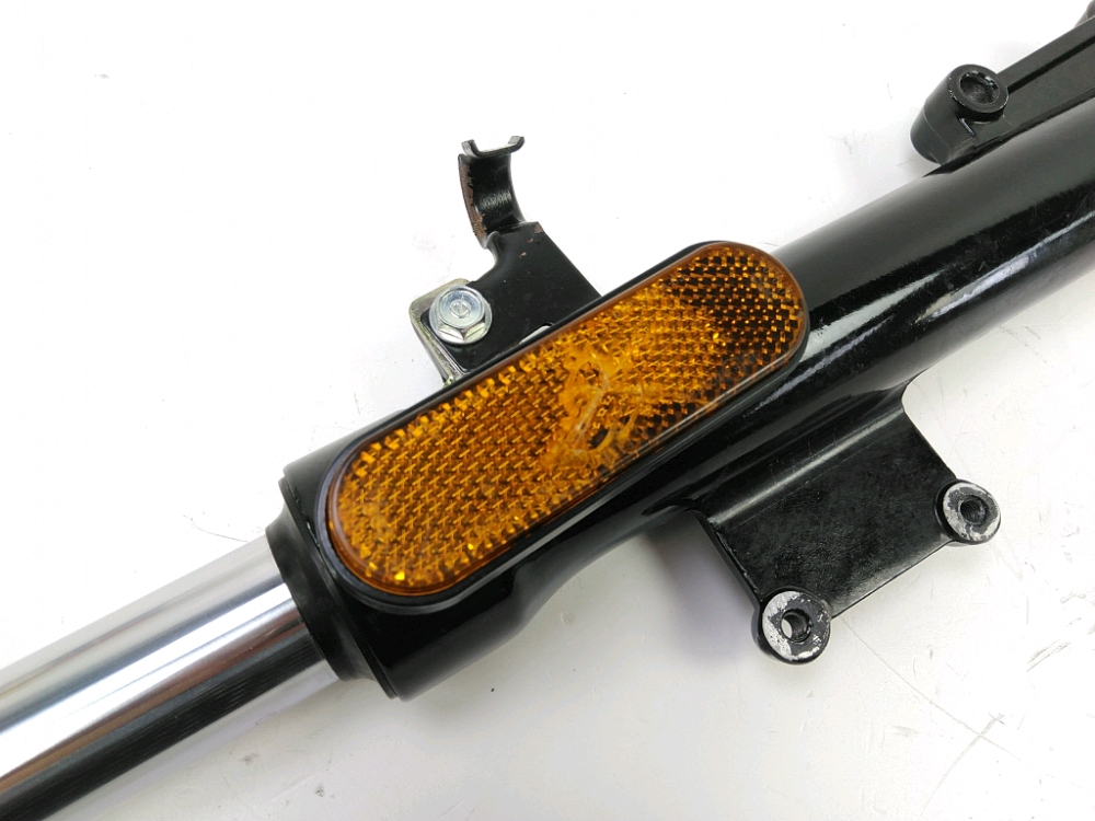 TUBE DE FOURCHE GAUCHE