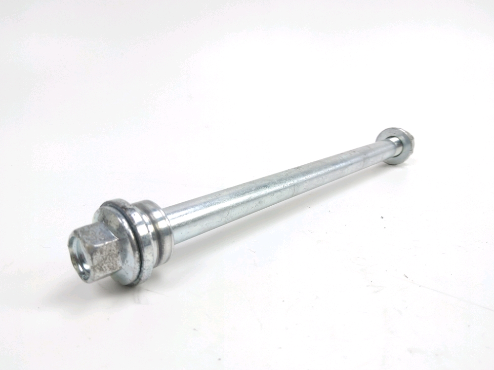 AXE DE ROUE AVANT