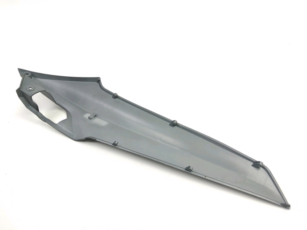CACHE LATERAL GAUCHE