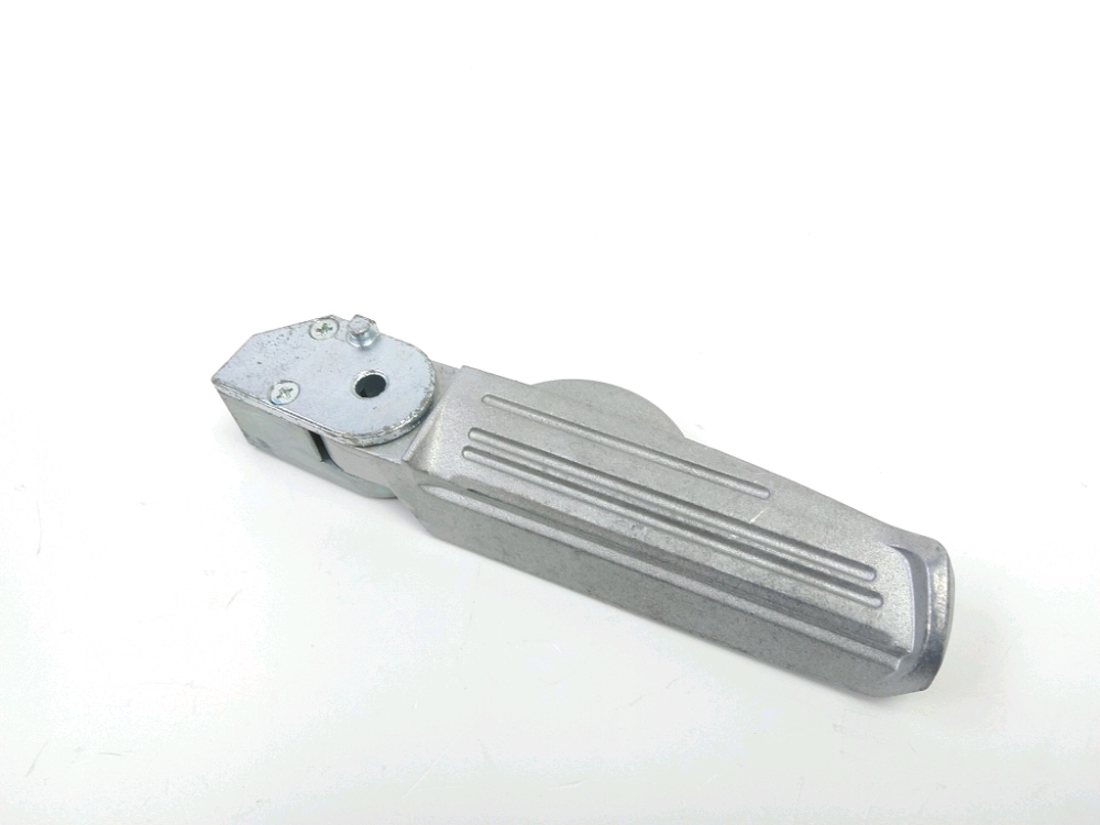 Repose pieds arriere droit