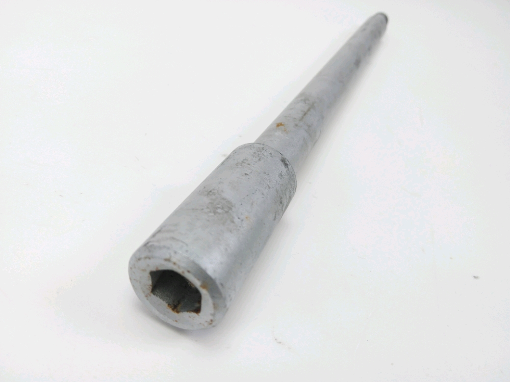 AXE DE ROUE AVANT