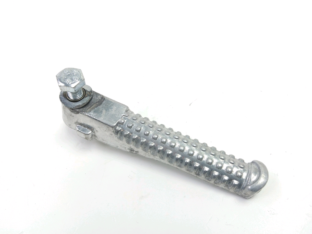 Repose pieds arriere gauche