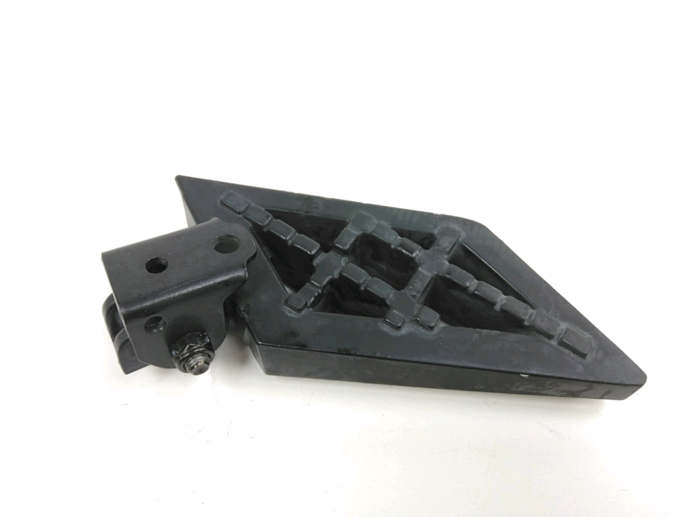 Repose pieds arriere droit