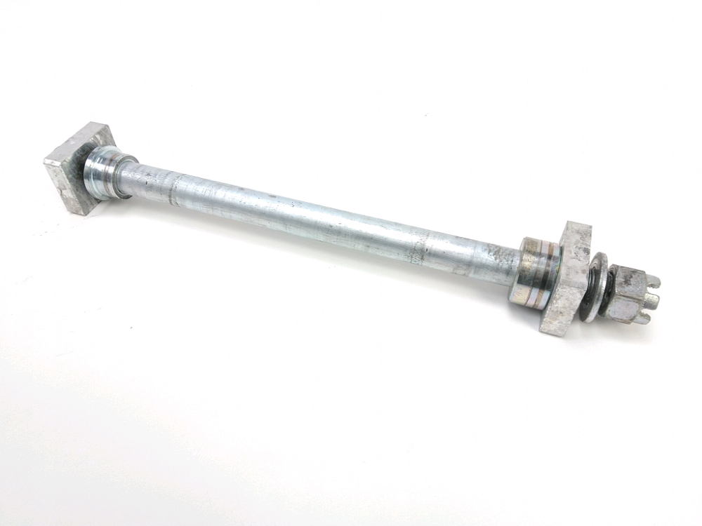 AXE DE ROUE ARRIERE