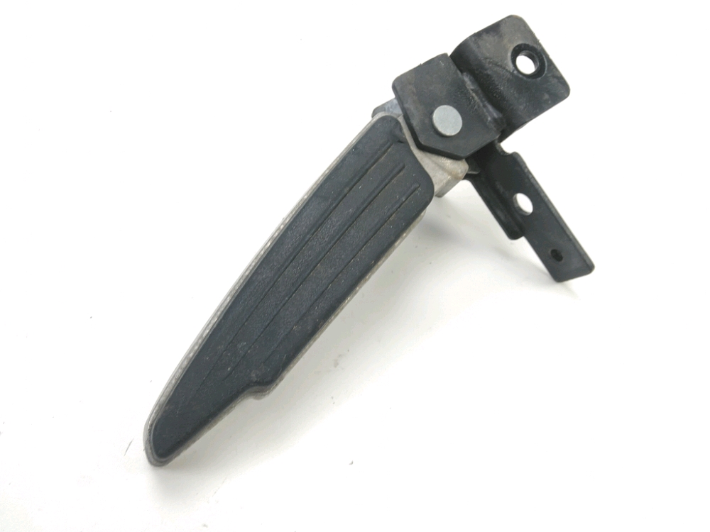 Repose pieds arriere gauche