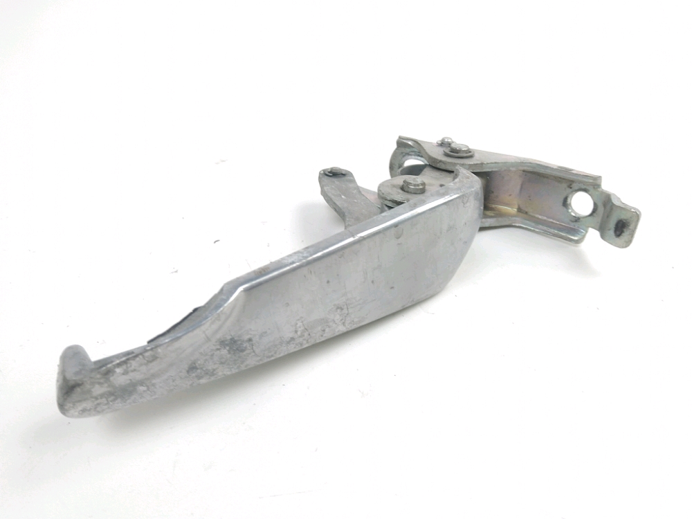 Repose pieds arriere gauche