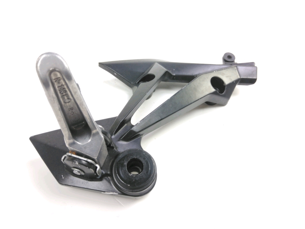 Platine arriere droite complete