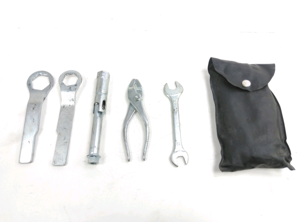 TROUSSE OUTIL