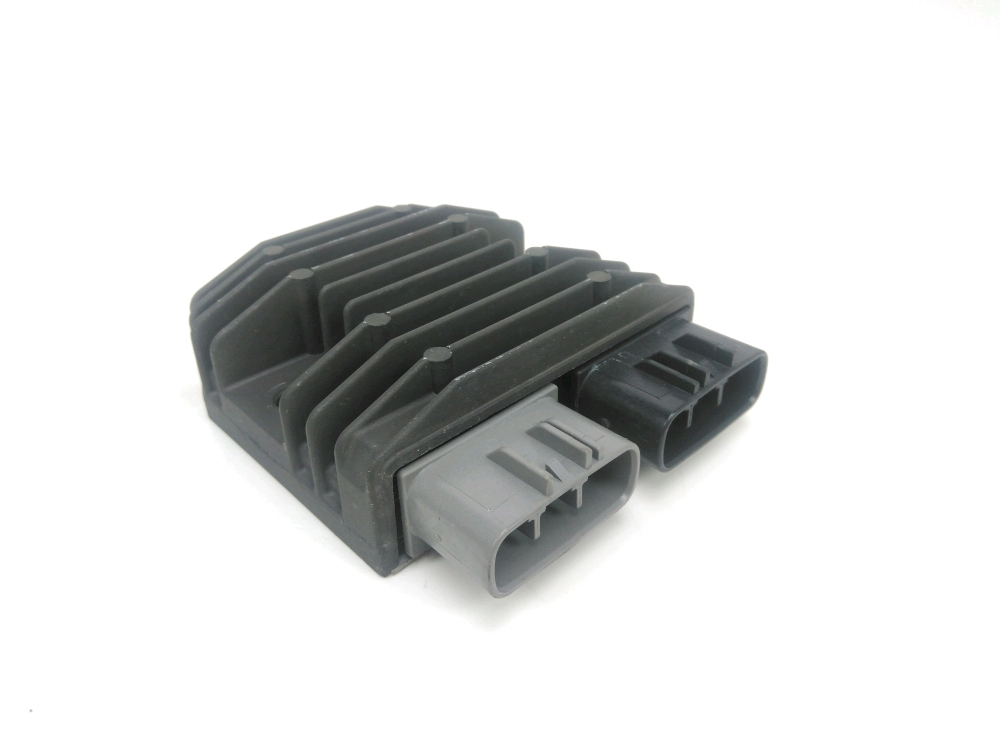 REGULATEUR DE TENSION