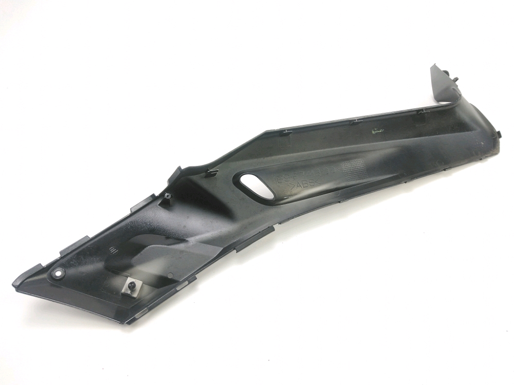 CACHE LATERAL GAUCHE