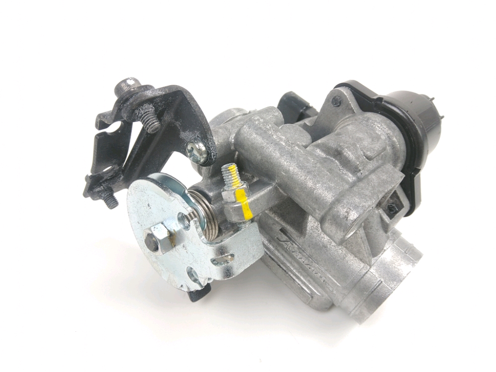 Corps d'injection droit