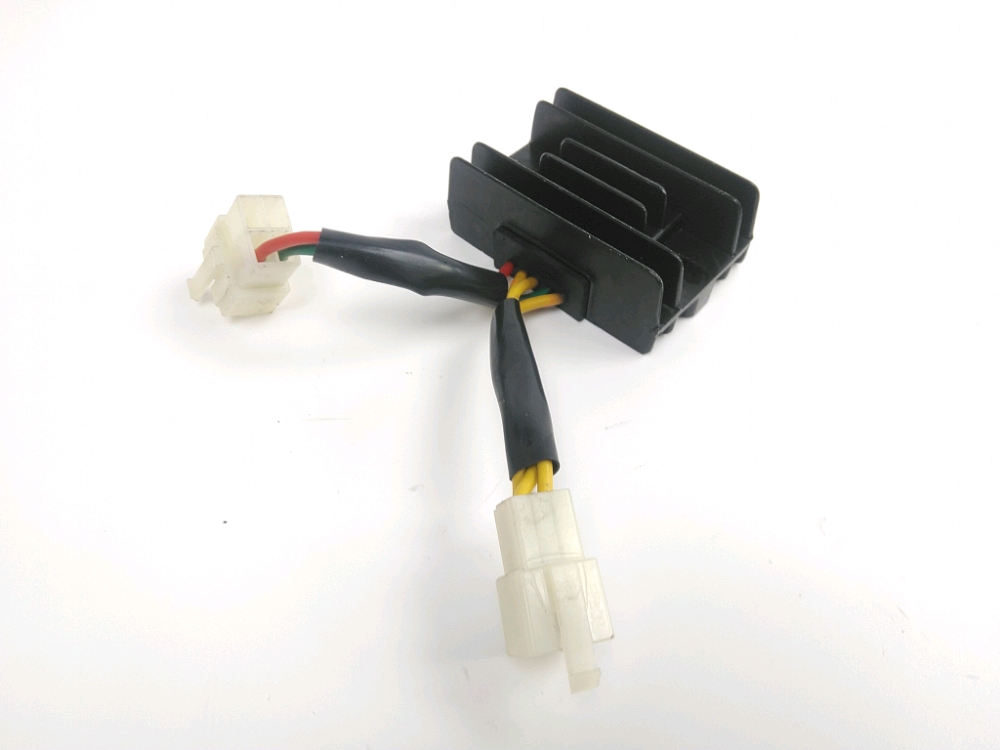 REGULATEUR DE TENSION