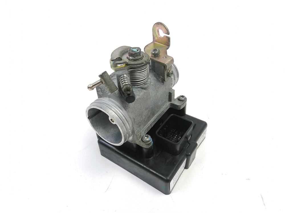 Corps d'injection droit