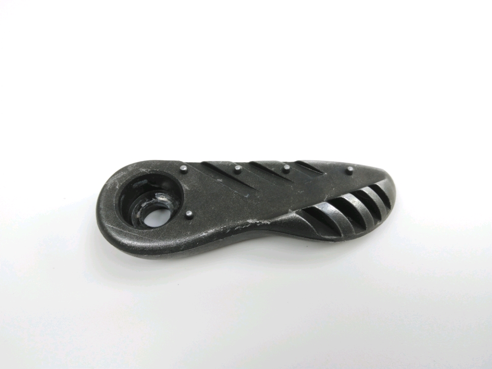 Repose pieds arriere gauche