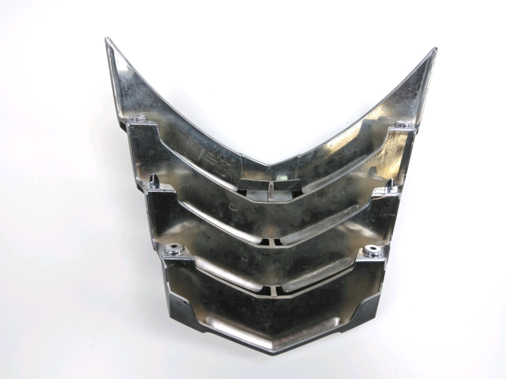 GRILLE DE RADIATEUR