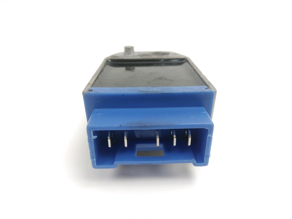 REGULATEUR DE TENSION