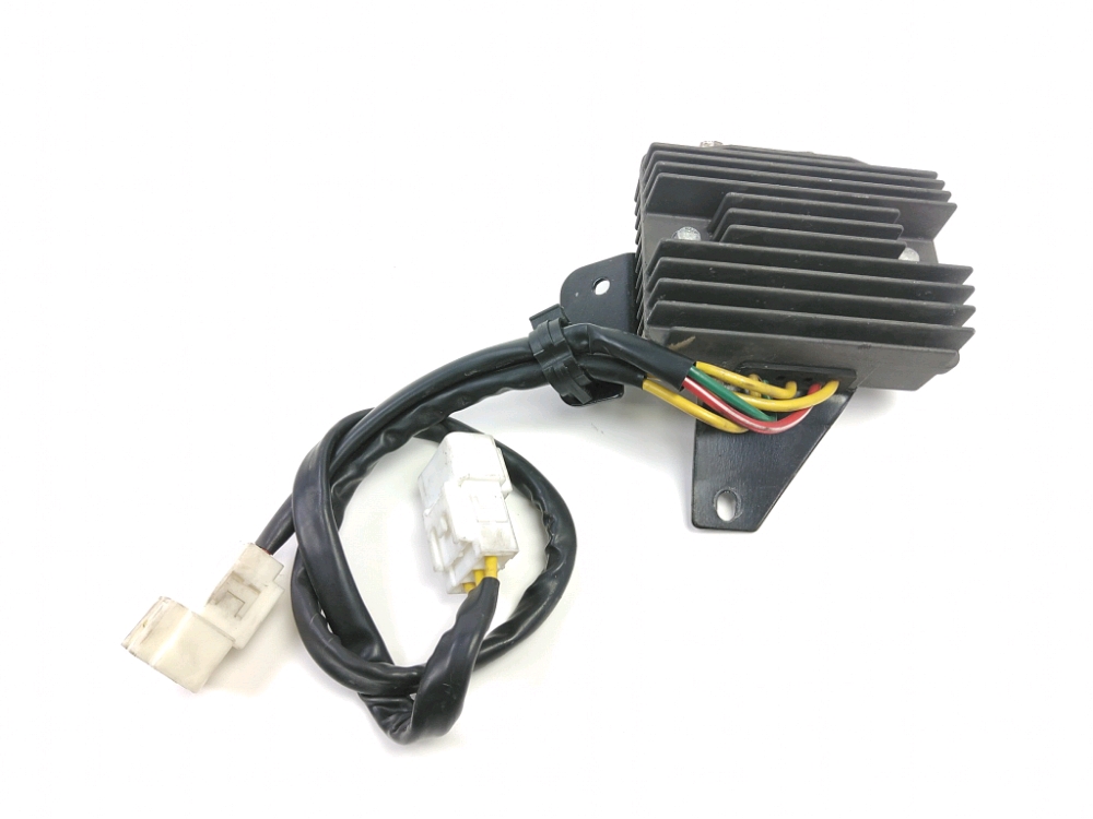REGULATEUR DE TENSION