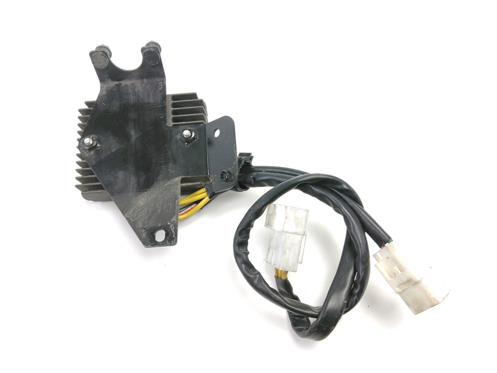REGULATEUR DE TENSION
