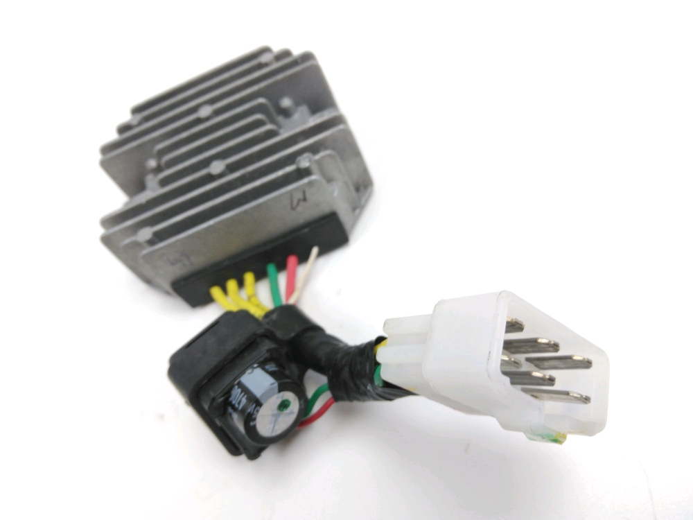 REGULATEUR DE TENSION