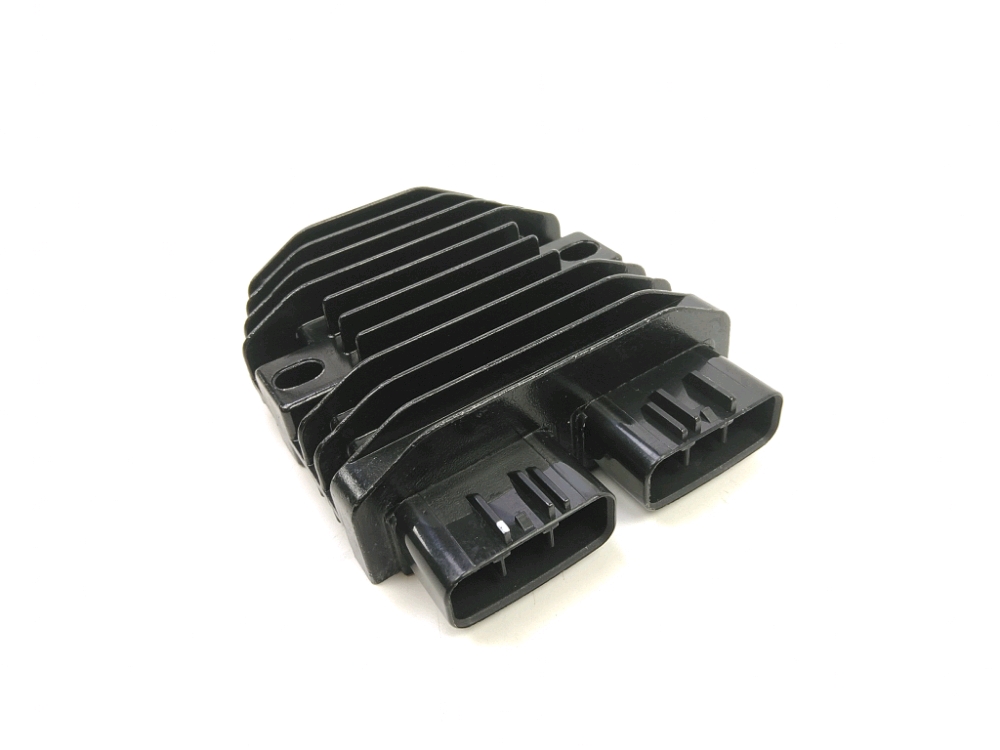 REGULATEUR DE TENSION