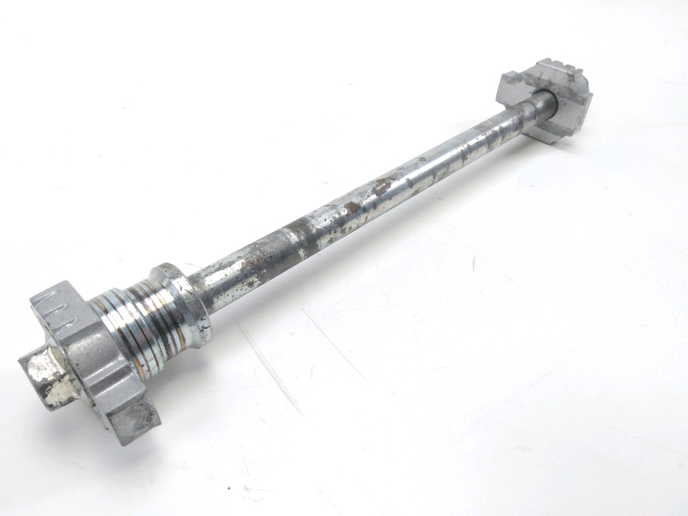 AXE DE ROUE ARRIERE