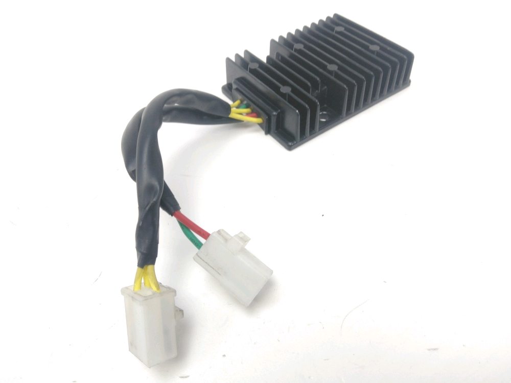 REGULATEUR DE TENSION