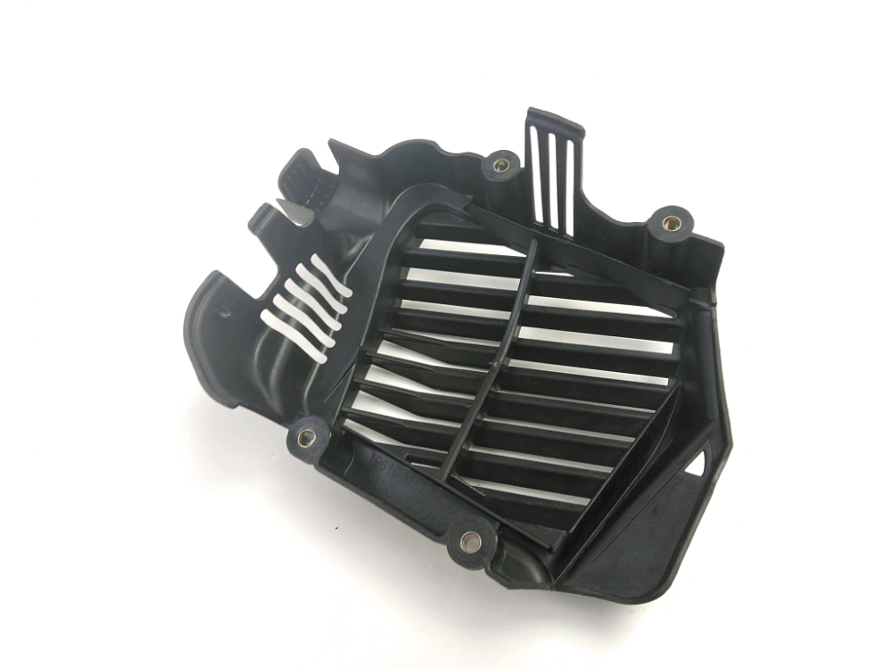 GRILLE DE RADIATEUR