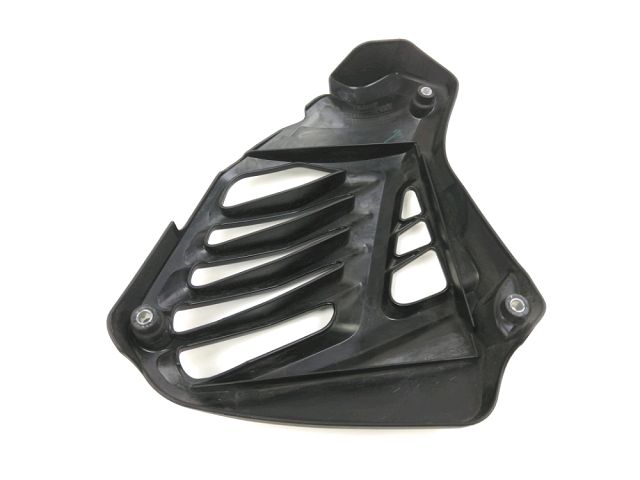 GRILLE DE RADIATEUR